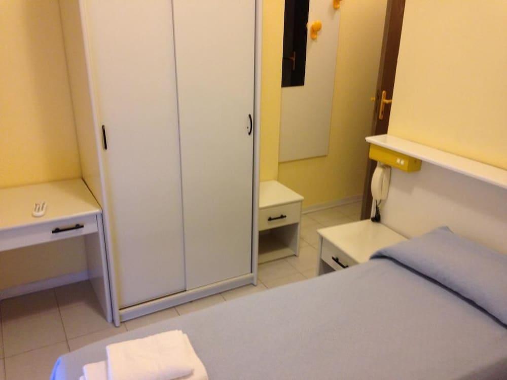 Aron Hotel 里米尼 外观 照片