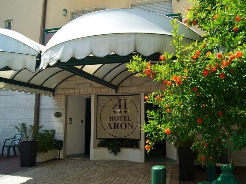 Aron Hotel 里米尼 外观 照片