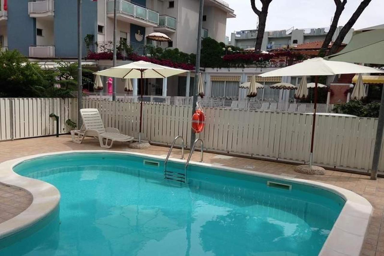 Aron Hotel 里米尼 外观 照片