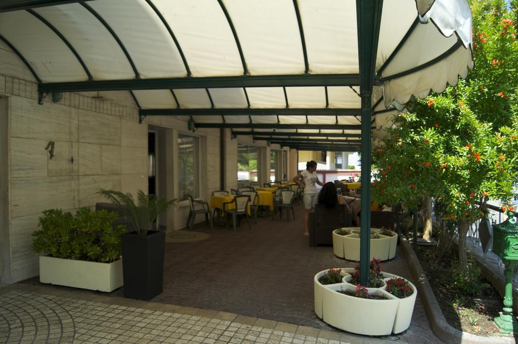 Aron Hotel 里米尼 外观 照片